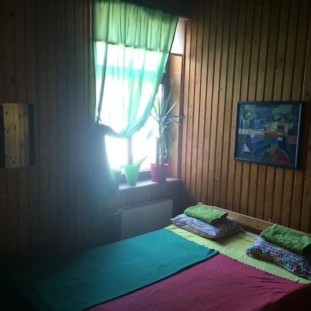 Green Jurmala Hostel Экстерьер фото