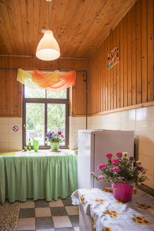 Green Jurmala Hostel Экстерьер фото